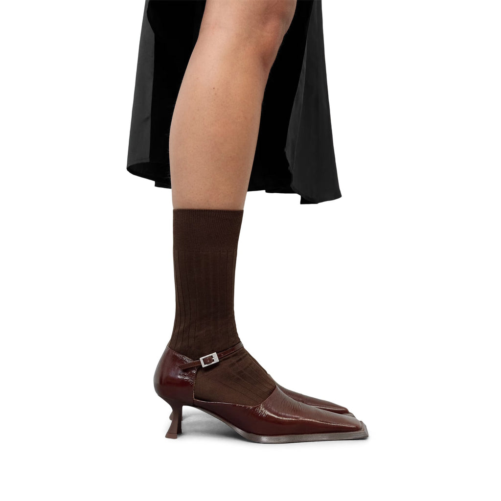 Miista Vern Courts (Brown)
